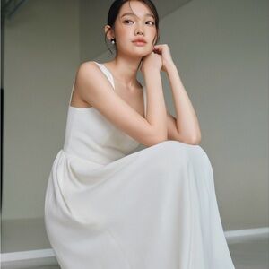 Caramel Monster Holland White Midi Dress